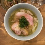中華そば しば田 - ラーメン上から