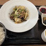 CHINESE DINING 瑞 - 【四川回鍋肉片】週替わりランチ定食