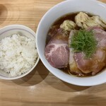 NAGASHARI - 特製醤油ラーメン 白飯
