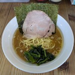 湘南乃家 - ラーメン並。カタメオオメ　　￥850
