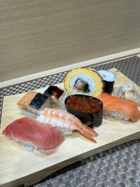 すし三崎港 代官山ピーコックストア店 - 代官山/寿司 | 食べログ