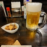 こま - 生ビール 中／お通し