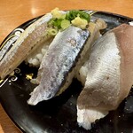 海天丸 - 光の三貫（さば・さんま・いわし、418円）。