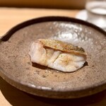 匠 進吾 - 甘鯛の酒蒸し。
      酒蒸しシリーズは、お出汁が特にたまらんのよね。