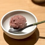 匠 進吾 - こちらは、皮のアクセントがいい葡萄。
      こんなにデザートが充実してるお鮨屋さん、珍しいし、ありがたい♪