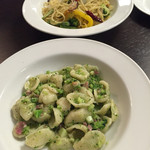 ベルニナ - 季節野菜のペペロンチーノとブロッコリーのショートパスタ