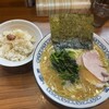 横浜豚骨醤油ラーメンYOLO