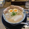 とんこつ・牛骨ラーメン 龍瞳 シャミネ鳥取店