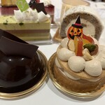 トシ・ヨロイヅカ 東京 - 