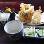 手打そば 草太 - Aセット　天ぷらボリュームあります