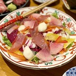 さかながはねて - 鮪生ハムと1口モッツァレラチーズのサラダ仕立て