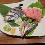 居酒屋tsugumi 2号店 - 刺身】選べるお得な３点盛り（大トロ、さんま、しまあじ）