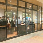 SAKE PLACE - SAKE PLACE 横川店 お店外から店内① (2025.10.23)