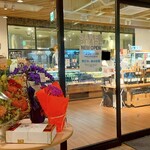 SAKE PLACE - SAKE PLACE 横川店 お店外から店内③ (2025.10.23)