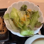 食彩　ゆめ吉 - サラダもペロリです！