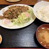 定食屋 六宝亭