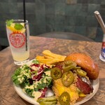 Chillmatic Hamburger & Bistro - 