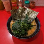 家系総本山 吉村家 - 