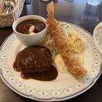 クルトン - ビーフシチュー、デミハンバーグ、海老フラ