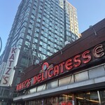 KATZ'S DELICATESSEN - 