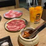 近江焼肉ホルモン すだく - 