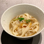 和牛料理 蓮 - きしめん とぅるっとぅるの麺 このプルプル感が旨いんだなあ