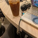ドトールコーヒーショップ - ドリンク写真:アイスコーヒーS＆コンセント
