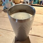 World Burger - ホットコーヒー、かなり量あります。