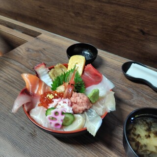 近江町海鮮丼家ひら井_0