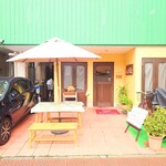 シャンティ - 西新宿の木造住宅街に、ポツンと一軒家レストラン。