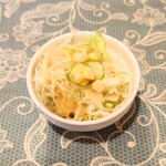 シャンティ - 和洋合わさった風味のドレッシングも旨い。