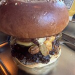 Cow Burgers - チリビーンズバーガー