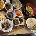 居酒屋もくもく - 前菜とメイン
