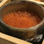 横浜 酒槽 - いくらの土鍋御飯。時間がかかるので、早めに頼むべし。