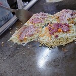 お好み焼き てっちゃん - 内観