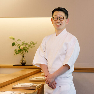 小泉瑚佑慈氏（コイズミコウジ）ー和食の新境地を切り拓く