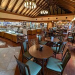 ジロロモーニカフェ ディ アーペ - GIROLOMONI CAFE di ape ＠白金台 お店は近代医科学記念館の中にあります