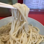 つけそば 丸長 - 喉越しの良い自家製中太ちょいウェーブ麺