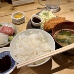 鮮魚とイカと大衆割烹 ととまろ - 