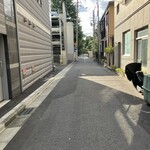 味の横綱 - 味の横綱から東北大学へ抜ける小道