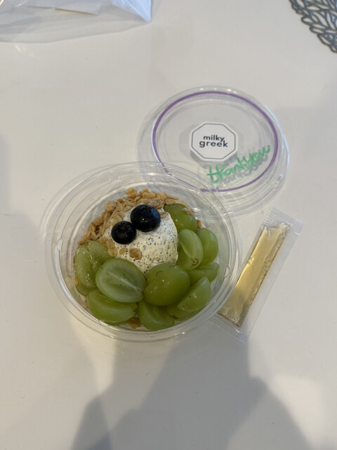 Milky Greek Roppongi Ten - Roppongi/Cafe | Tabelog