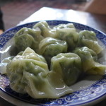 鴻記牛肉麺水餃 - 水餃(5NTD/一粒)