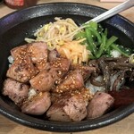 鉄火 - レバーレア焼きビビンバ丼