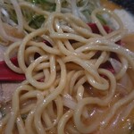 味噌とんこつらーめん まる - 