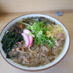 うどん屋 かあちゃん - 肉・山菜そば。こぼれそうな位のお出汁☆