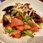 Enak Enak - 牛肉と茄子のカレー炒め！