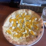 森田養蜂園 - クアトロフォルマッジ×みかん×みかん蜂蜜