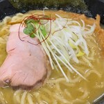 貝ガラ屋 - ほんと濃厚な牡蠣スープ