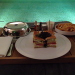 Bulgari Hotel & Residences - 