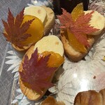 boB the garden Ginza - 柿とチーズのタルティーヌ